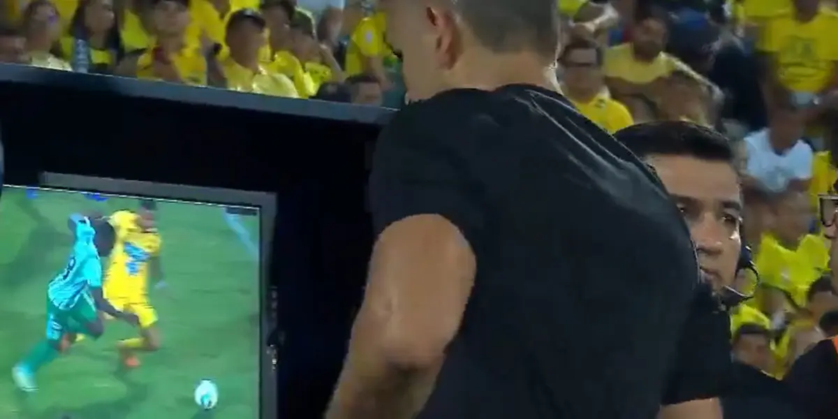 Bucaramanga y Nacional se enfrentan en la vuelta de la final de la Superliga. Foto: Win