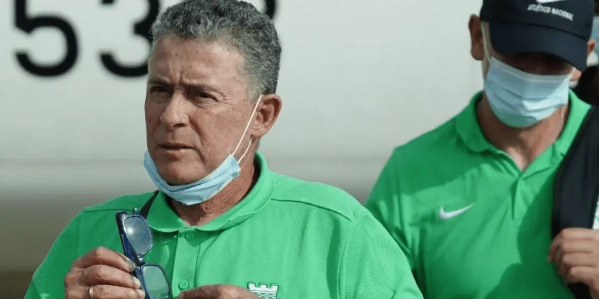 Daniel Mantilla fue relevado al banquillo, mientras que Jefferson Duque sigue en la titular.