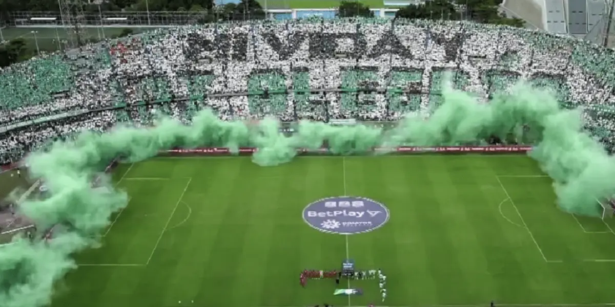 El Estadio Atanasio Girardot de Medellín tiene una capacidad de 40,943 espectadores.