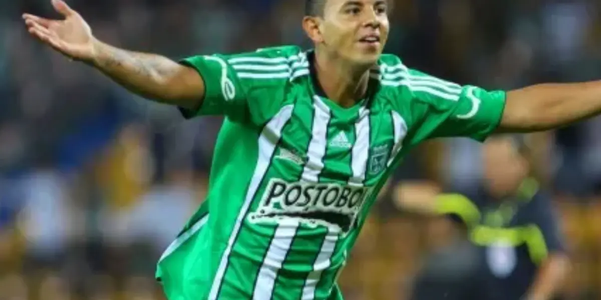 El futbolista realizó su debut en el conjunto Verdolaga, donde logró destacar y salir al futbol del exterior.