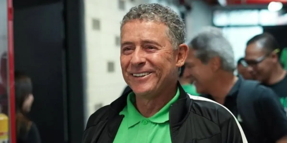 Hay un futbolista en la escuadra de Atlético Nacional que es uno de los más cuestionados de la plantilla, pero el DT piensa diferente.