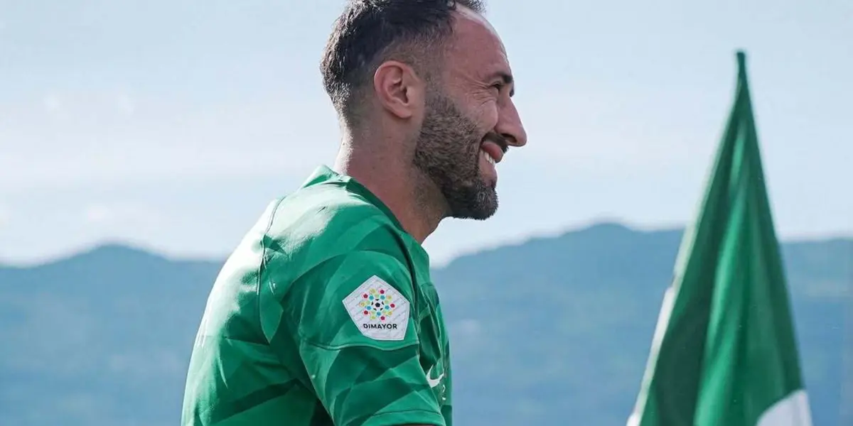 ¿Quién se pondrá los guantes ante la ausencia de Ospina y Marquínez?. Foto: Instagram