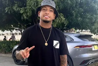 Tras chocar junto con Rovira en su anterior coche Jarlan ahora maneja un poderoso Jaguar